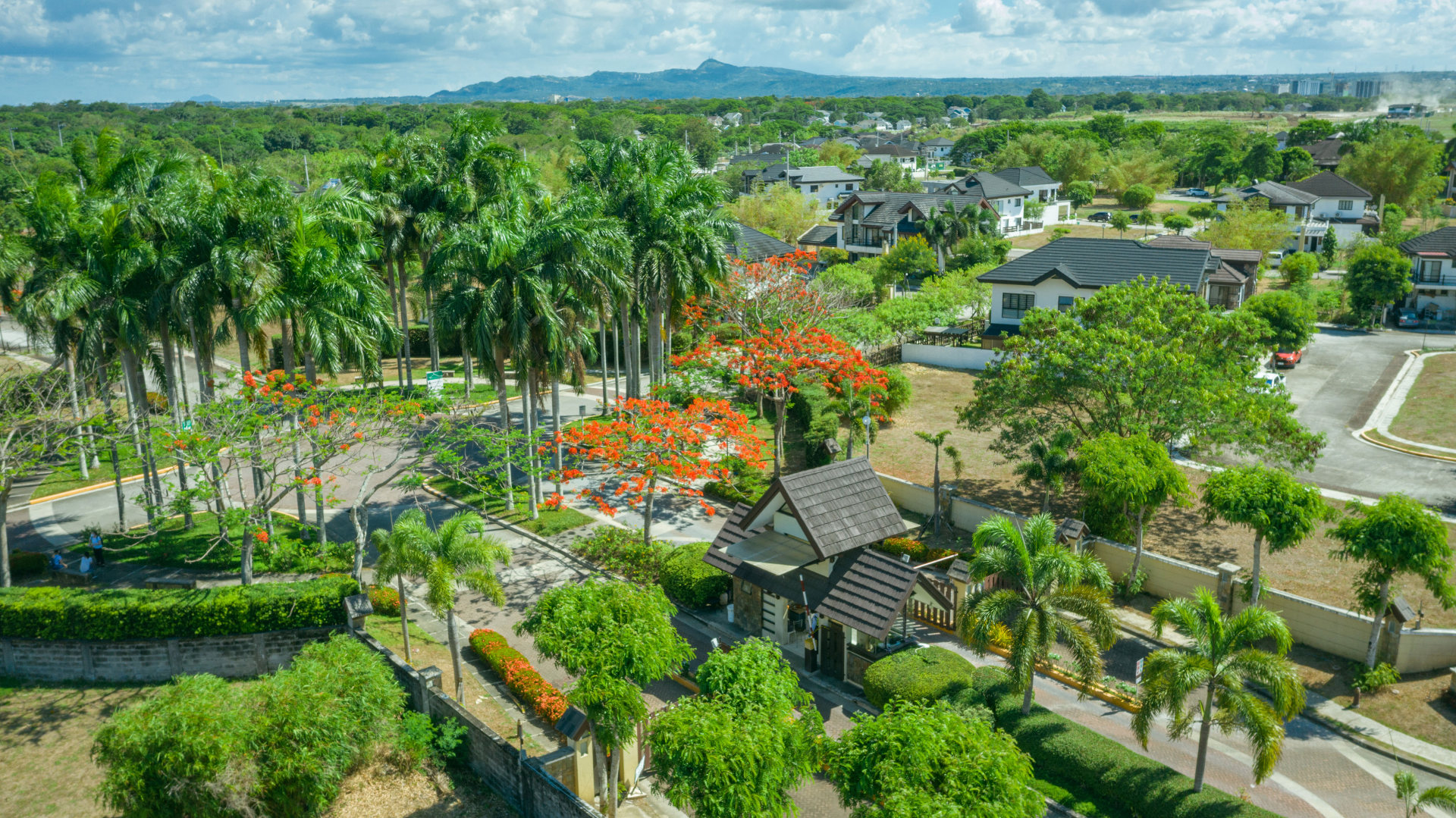 A picturesque view of Greenfield City in Sta. Rosa, Laguna, showcasing the ideal location and neighborhood ambiance of Greenfield's lots for sale.